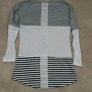 Long sleeve women's top